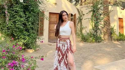 نسرين طافش تخطف الأضواء في أحدث إطلالة لها