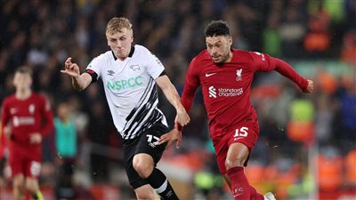 تردد القنوات المفتوحة الناقلة لمباراة ليفربول وساوثهامبتون اليوم السبت في الدوري الإنجليزي