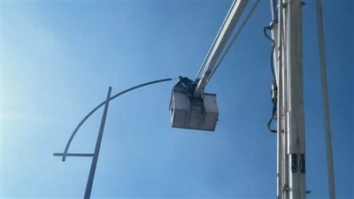 تركيب 90 كشاف ليد جديد بطريق المحمودية في الإسكندرية (صور)