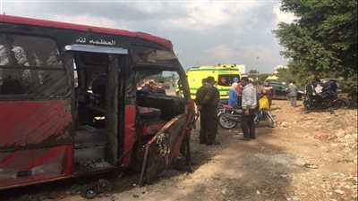 مصرع وإصابة 27 شخصا بالمنيا إثر انقلاب أتوبيس بالطريق الصحراوي