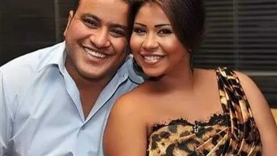 شيرين تعلن تنازلها عن قضاياها ضد شقيقها: 