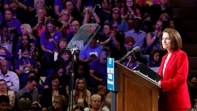 الديمقراطيون يحتفظون بسيطرتهم على مجلس الشيوخ الأمريكي