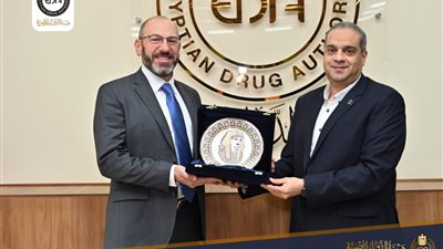 هيئة الدواء تبحث سبل التعاون الممكنة مع دستور الأدوية الأمريكية