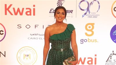 بينور ياجماعة.. هاجر الشرنوبي تغازل حسين فهمي من فعاليات 