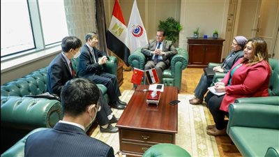 خالد عبدالغفار يستقبل سفير الصين بمصر لتعزيز التعاون بالقطاع الصحي