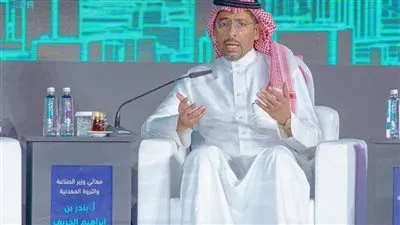 وزير الصناعة: هدفنا أن تكون تجربة شركائنا الرقمية مريحة وسهلة وتلبي التطلعات