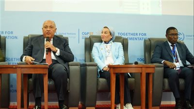 وزيرة البيئة تطلق مبادرة المخلفات 50 بحلول عام 2050 لافريقيا 