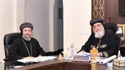 البابا تواضروس يستقبل الأنبا أنجيلوس