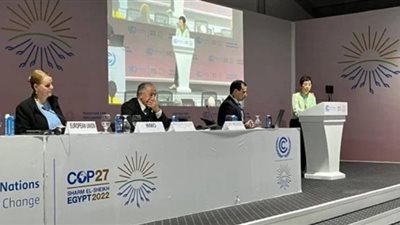  وزيرة البيئة السنغافورية: نتعاون للوصول إلى صفر انبعاثات بشكل أسرع