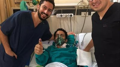 استخراج سيخ حديدي اخترق ظهر عامل في القاهرة (تفاصيل)