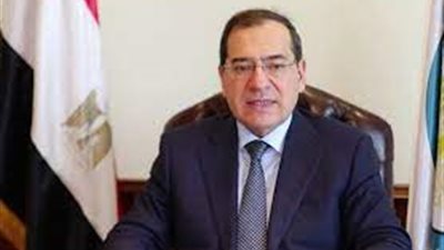 عاجل.. البترول: برامج التحول الرقمي بالقطاع تدعم عملية التحول البيئي المستدام 