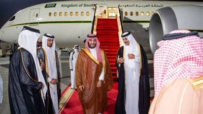 ولي العهد السعودي يصل إلى قطر لحضور حفل افتتاح كأس العالم