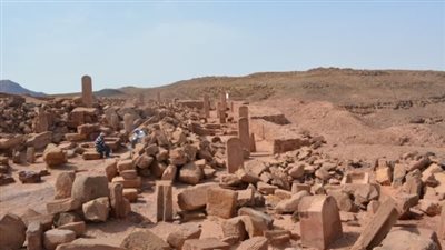 خبير آثار يفتح ملف نهب وتدمير وتشويه آثار سيناء فى ظل الاحتلال 