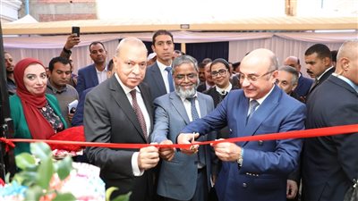 بالصور.. وصول وزير العدل لافتتاح مجمع محاكم حلوان