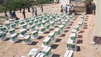مركز سلمان للإغاثة يوزع سلال غذائية في السودان والصومال واليمن