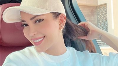 بإطلالة رياضية أنيقة.. نسرين طافش توجه رسالة للجمهور 