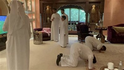 بالصور.. هكذا احتفل ولي العهد السعودي بفوز صقور الأخضر علي الأرجنتين 