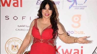  بالأحمر.. غادة إبراهيم بإطلالة مثيرة في فعاليات ختام مهرجان القاهرة السينمائي (فيديو وصور)