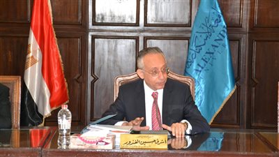 جامعة الإسكندرية: إعداد خطة تسويقية لخدمات المكتبة المركزية ومتحف المقتنيات (صور)