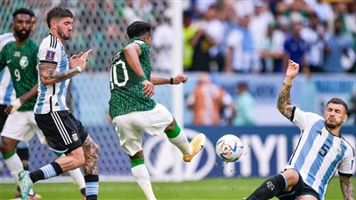 عاجل.. رئيس الاتحاد السعودي يفجر مفاجأة كبرى بشأن طموحات السعودية في كأس العالم 2022