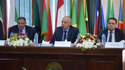وزير الري: القومي لبحوث المياه أهم المراكز البحثية فى مجال المياه بمنطقة الشرق الأوسط وإفريقيا 