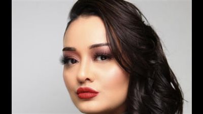 راندا البحيري تعلن بوستر أحدث أعمالها الفنية 