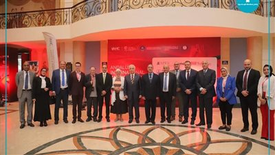 تكريم فريق طبي لإنقاذه البطلة الرياضية 