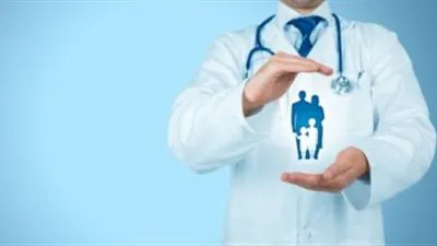 الرعاية الصحية تتقدم بمقترح منح الرخصة الذهبية للمستثمرين بالقطاع الطبي على وزير الصحة 