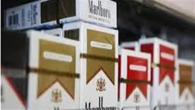 لبيعها بأزيد من السعر.. ضبط 12ألف عبوة سجائر مهربة جمركيا