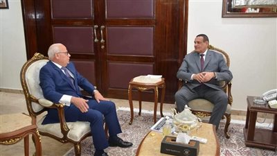 وزير التنمية المحلية يتابع مع محافظ بورسعيد معدلات تنفيذ المشروعات التنموية 