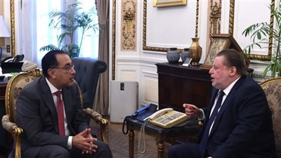 تفاصيل لقاء رئيس الوزراء ومحافظ البنك المركزي 