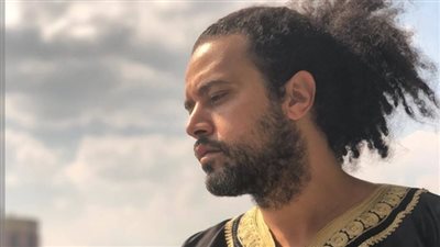 على غرار لاكاسا دي بابيل.. عبد الفتاح الجريني يطرح خبط خبط 