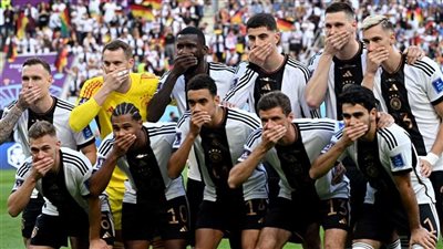 فضيحة في مونديال قطر.. لاعبان ألمان يطلبان من كاربخال هزيمة اليابان 