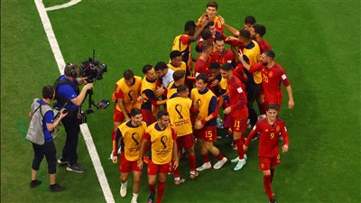 موعد والقنوات الناقلة ومعلق مباراة إسبانيا واليابان في كاس العالم