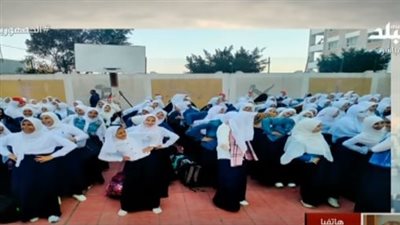 أول صورة لطالبات مدرسة الدقهلية عقب تغيير الزي الإيراني (فيديو)