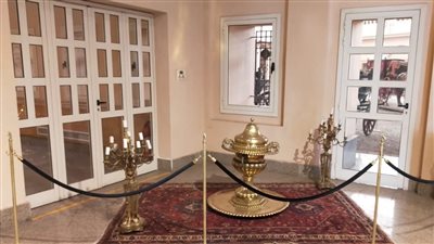 ”مقتطفات من الفن الإسلامي“.. معرض أثري مؤقت في متحف المركبات الملكية 