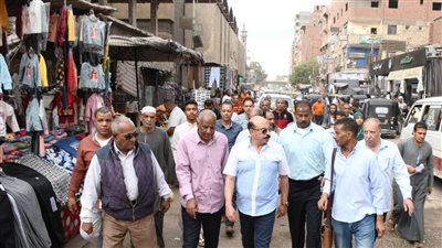 محافظ أسوان: مهلة أخيرة لأصحاب التكاتك غير المرخصة حتى هذا الموعد (صور)