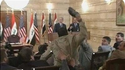 صاحب واقعة ضرب بوش بالحذاء: تعرض لـ7 محاولات للاغتيال  منذ 2011