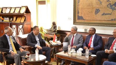 رئيس جامعة الإسكندرية: نسعى لتحقيق التكامل بين مخرجات الأبحاث العلمية