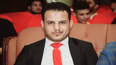 بعد اعتراض سفينة تُهرب أسلحة للميليشيات.. سياسي يمني يكشف لـ 