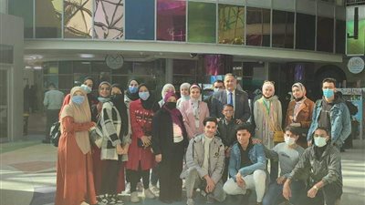 وفد لجنة المشاركة المجتمعية بالهندسة المعمارية والجامعة الحديثة يزوران مستشفى 57357