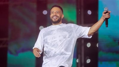 محمد حماقي يتألق في أحدث ظهور له من حفل 