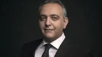  محمد حفظي لـ 