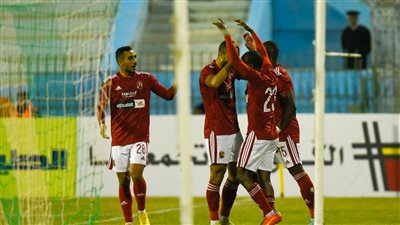 الأهلي يهزم المحلة بثنائية تاو وسافيو ويعزز صدارته للدوري