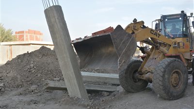 محافظ القليوبية يقود حملة لإزالة التعديات على ترعة الإسماعيلية في شبرا 