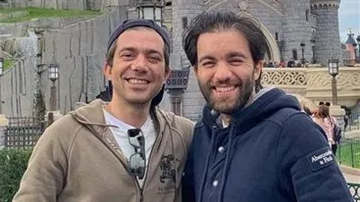 عاجل.. وفاة شقيق الفنان شريف رمزي بعد صراع طويل مع المرض