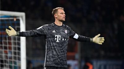  نوير يعلن إصابته بكسر في القدم ويوضح مدة غيابه