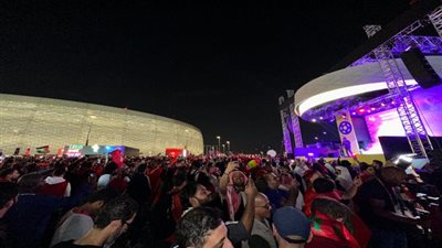 فرحة جنونية لجماهير المغرب بعد تأهل منتخبهم لنصف نهائي كأس العالم