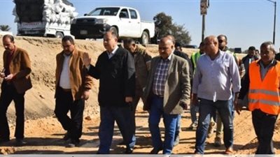 محافظ أسيوط: يتفقد ازدواج طريق ديروط الزراعي بـ300 مليون جنيه