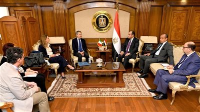 وزير التجارة يجتمع بسفير الاتحاد الأوروبي بالقاهرة 